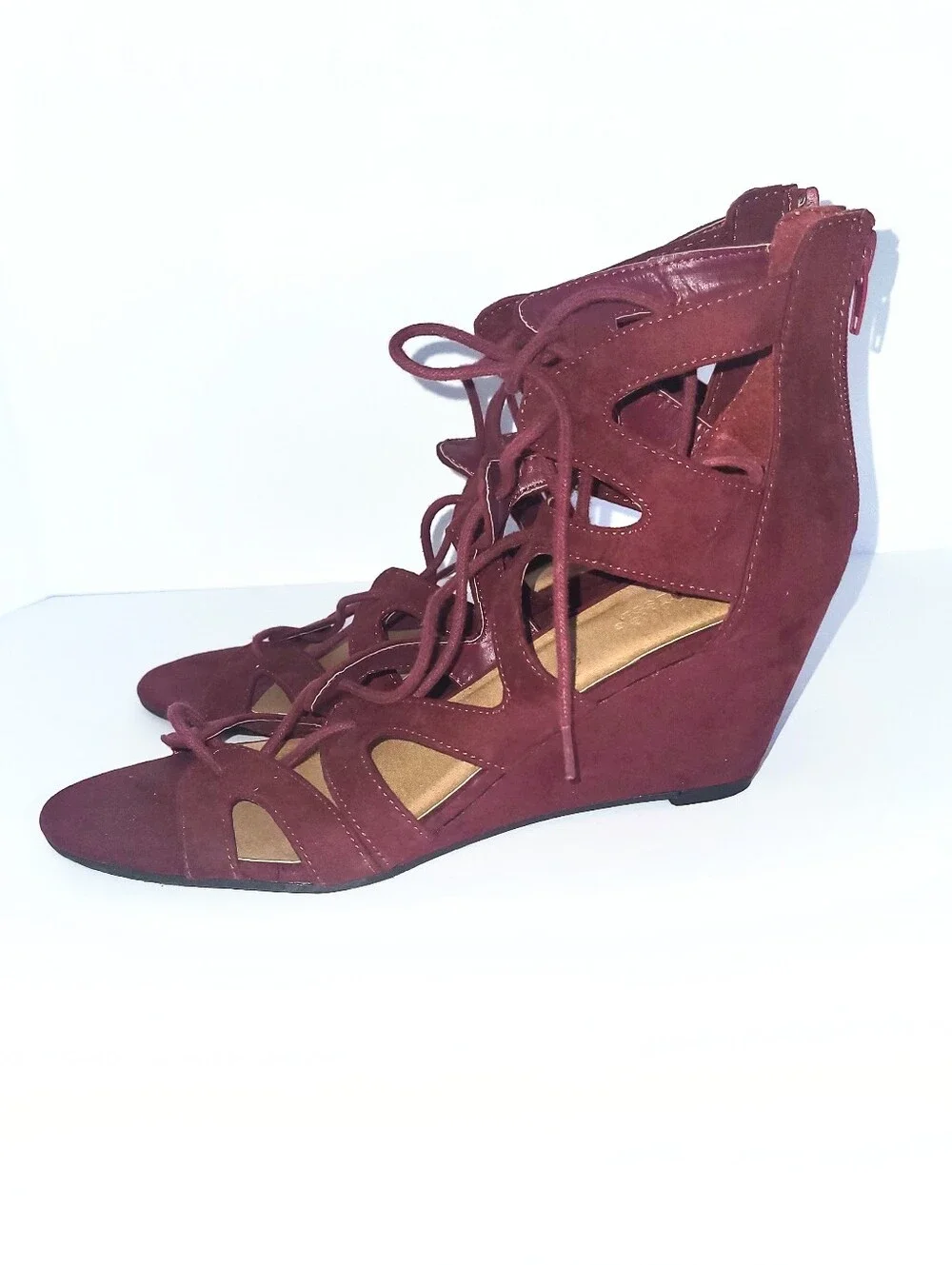 Charlotte Russe Burgundy Vegan Suede Lace Up Open Wedge Heel Size 9